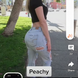 Avatarul lui Peachy_1