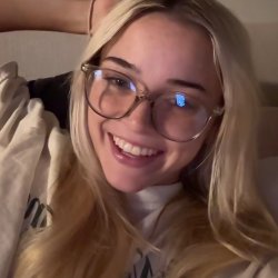 Blondelover69's avatar