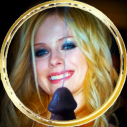 I-Own-Avril's avatar